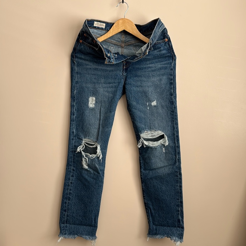 Levi’s premium wedgie straight Jean
